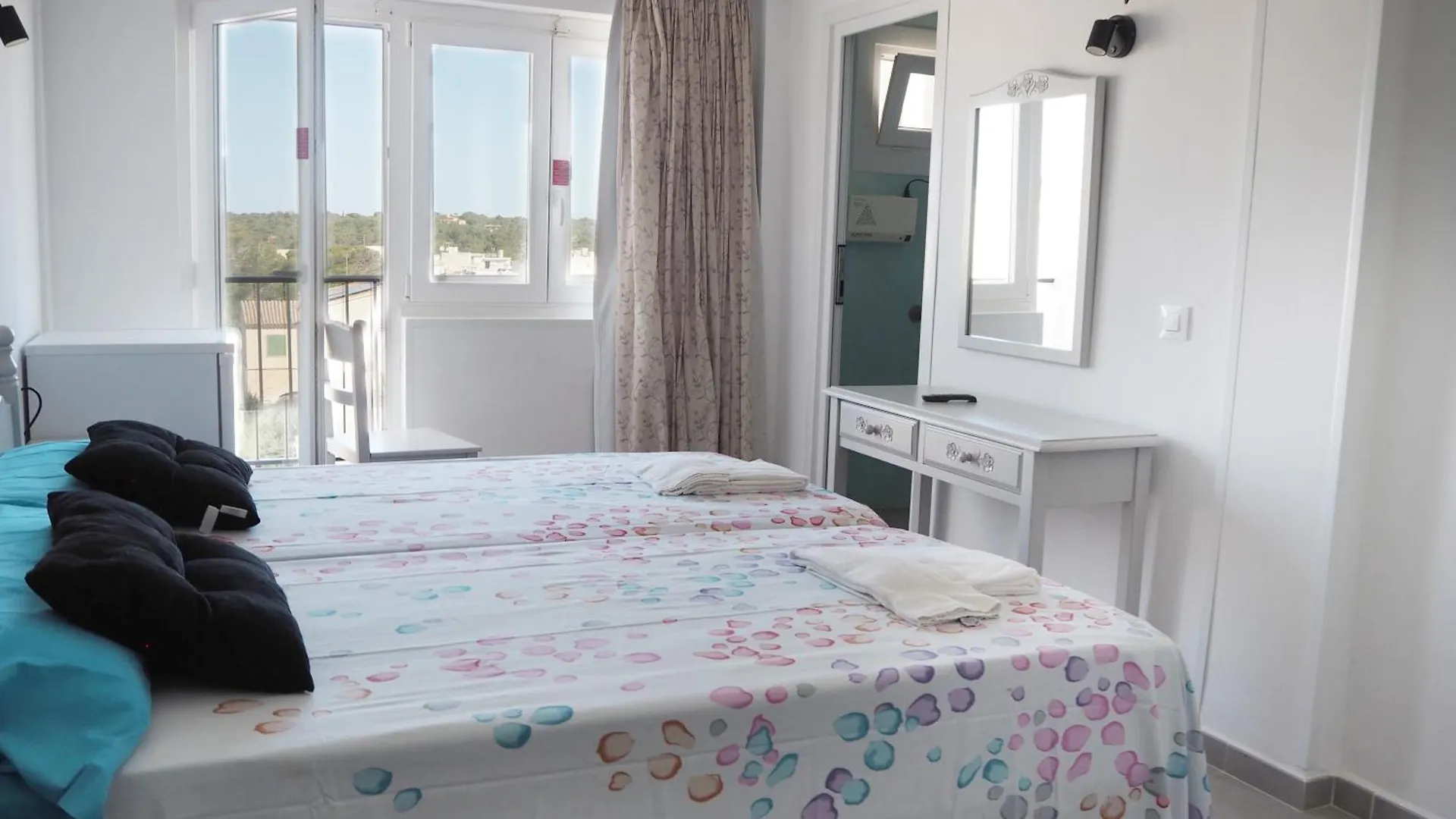 Hotel Rocamar Cala Figuera